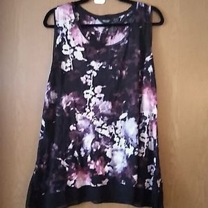 Vera Wang XL nice sleevless top